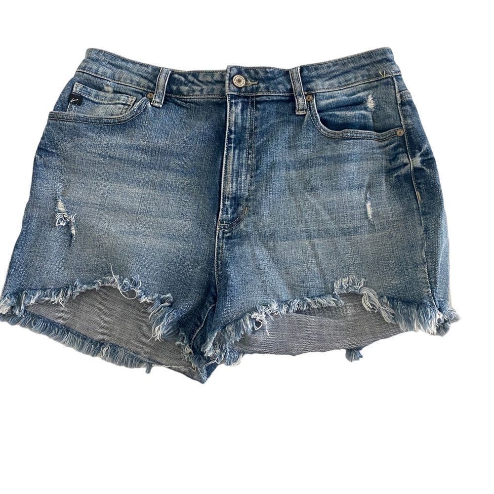 KanCan Estilo Light Blue‎ Jean Shorts Sz 13/30